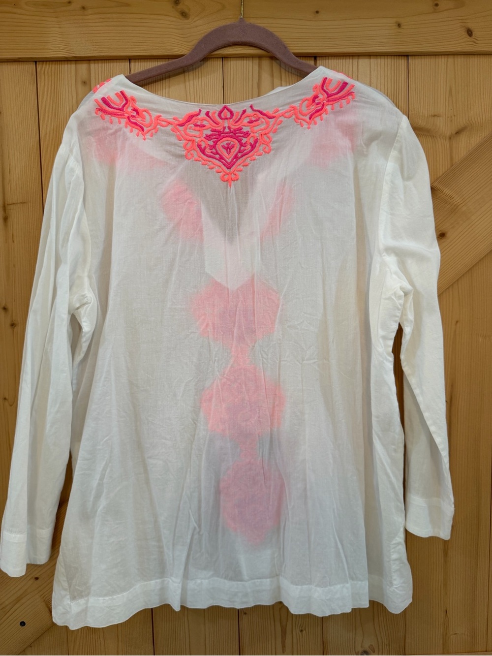 Lilly Pulitzer White Tunic with Neon Pink Embroidery - Picture 3 of 5
